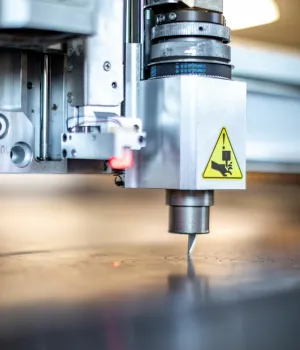 detail na řezaní cnc plotru aditeg